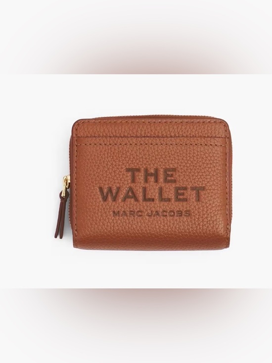 Marc Jacobs Handbags - Marc Jacobs Pebbled Leather Wallet